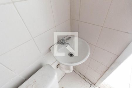 Banheiro de apartamento para alugar com 1 quarto, 42m² em Vila Romero, São Paulo