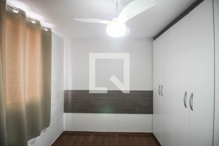 Quarto 1 de apartamento para alugar com 2 quartos, 51m² em Vila Dagmar, Belford Roxo