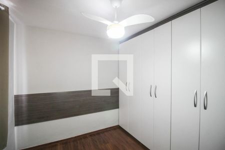 Quarto 1 de apartamento para alugar com 2 quartos, 51m² em Vila Dagmar, Belford Roxo