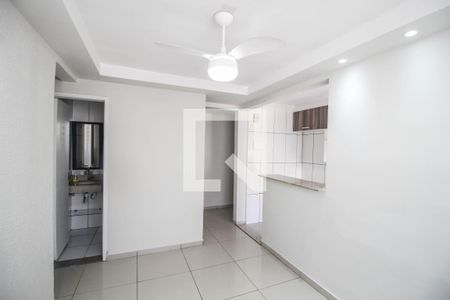Sala de apartamento para alugar com 2 quartos, 51m² em Vila Dagmar, Belford Roxo