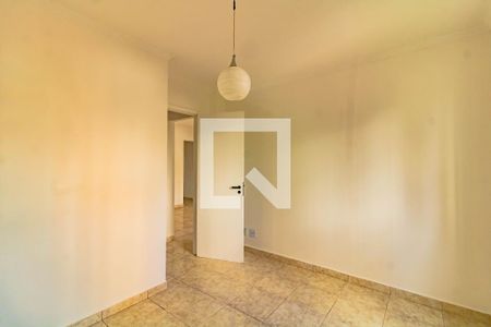 Quarto 2 de apartamento para alugar com 2 quartos, 55m² em Vila Guarani, São Paulo