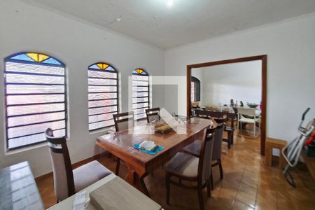 Sala de casa para alugar com 6 quartos, 400m² em Jardim do Lago, Campinas