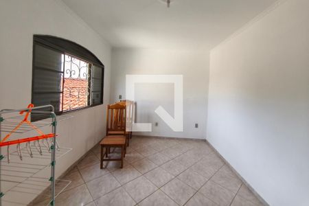 Sala de Estar de casa para alugar com 6 quartos, 400m² em Jardim do Lago, Campinas