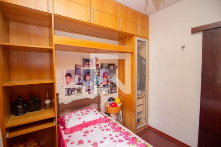 Quarto 2 de apartamento à venda com 2 quartos, 50m² em Centro, Contagem