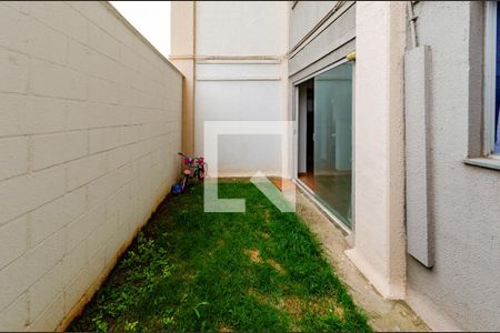 Área privativa de apartamento para alugar com 2 quartos, 59m² em João Pinheiro, Belo Horizonte