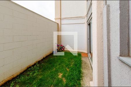 Área privativa de apartamento para alugar com 2 quartos, 59m² em João Pinheiro, Belo Horizonte