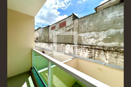 Varanda Quarto Suíte 1 de casa para alugar com 3 quartos, 120m² em Vila Barros, Guarulhos