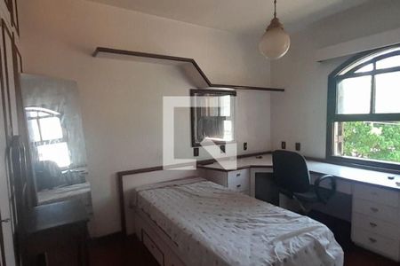 Casa à venda com 3 quartos, 155m² em Jardim Rizzo, São Paulo