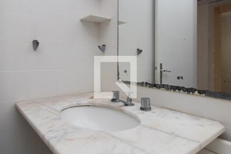 Banheiro de apartamento à venda com 1 quarto, 40m² em Cidade Baixa, Porto Alegre