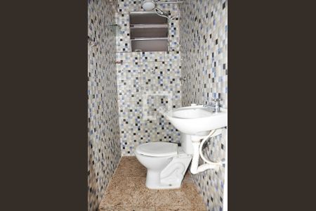 Detalhe - Banheiro Social de casa à venda com 2 quartos, 140m² em Jardim Antartica, São Paulo