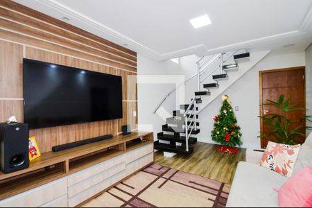 Casa à venda com 3 quartos, 130m² em Jardim Silvia, Guarulhos