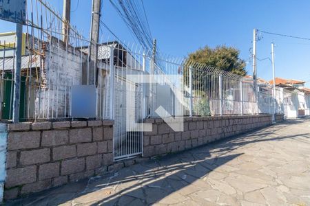 Fachada de casa de condomínio para alugar com 2 quartos, 60m² em Medianeira, Porto Alegre