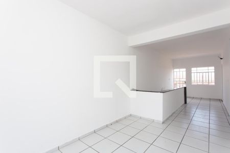 Sala de casa para alugar com 4 quartos, 145m² em Vila Sao Silvestre (zona Leste), São Paulo