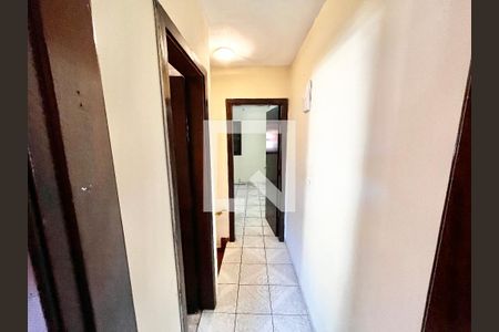 Corredor de casa à venda com 3 quartos, 92m² em Vila Dionisia, São Paulo