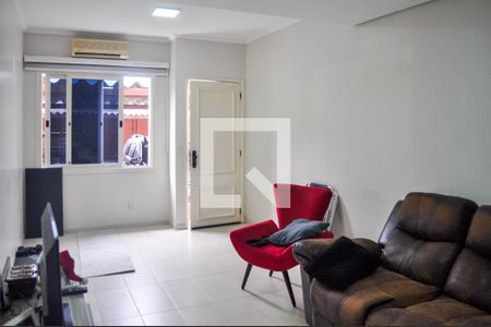 Casa de Condomínio à venda com 4 quartos, 133m² em Teresópolis, Porto Alegre