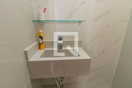 Lavabo de casa de condomínio para alugar com 2 quartos, 80m² em Rio Branco, Canoas