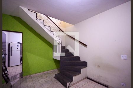 Casa à venda com 2 quartos, 95m² em Vila Santo Estefano, São Paulo