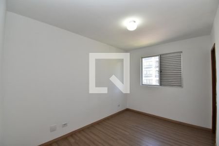 Suíte de apartamento para alugar com 3 quartos, 85m² em Ahú, Curitiba