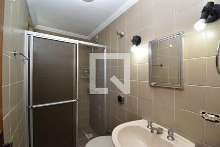 Banheiro da Suíte de apartamento para alugar com 3 quartos, 85m² em Ahú, Curitiba