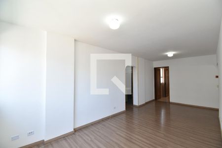Sala de apartamento para alugar com 3 quartos, 85m² em Ahú, Curitiba