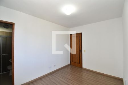 Suíte de apartamento para alugar com 3 quartos, 85m² em Ahú, Curitiba