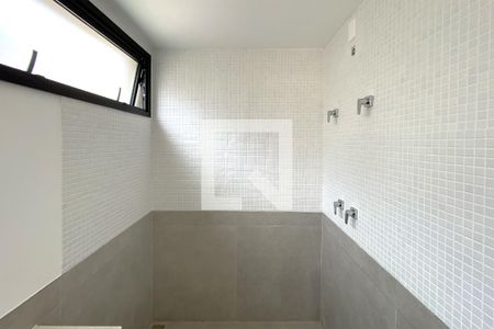 Banheiro da Suíte 1 de apartamento à venda com 2 quartos, 120m² em Marçola, Belo Horizonte