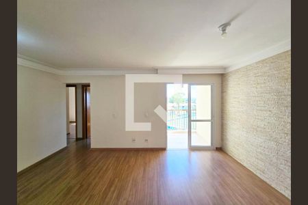 Sala de apartamento à venda com 3 quartos, 76m² em Jardim Nova Taboao, Guarulhos