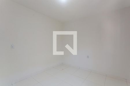 Quarto de casa para alugar com 1 quarto, 50m² em Limoeiro, São Paulo