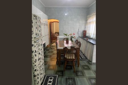 Casa à venda com 3 quartos, 170m² em Cidade São Jorge, Santo André