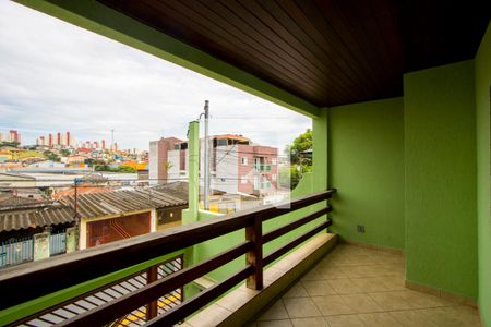 Varanda da sala de casa à venda com 3 quartos, 230m² em Vila Guarará, Santo André