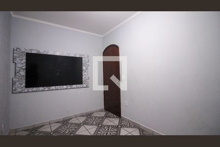 Casa para alugar com 3 quartos, 130m² em Vila Renato (zona Leste), São Paulo