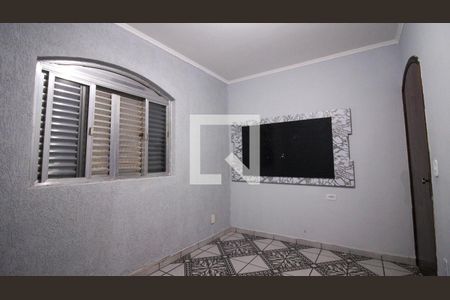 Casa para alugar com 3 quartos, 130m² em Vila Renato (zona Leste), São Paulo