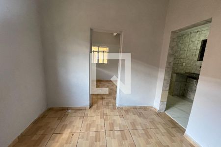 Sala de casa para alugar com 1 quarto, 40m² em Doutor Laureano, Duque de Caxias
