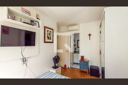 Suite de apartamento à venda com 2 quartos, 52m² em Teresópolis, Porto Alegre