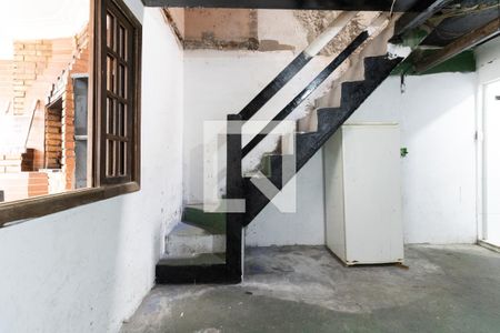 Escada da Casa 1 de casa à venda com 4 quartos, 150m² em Vila Santo Estefano, São Paulo