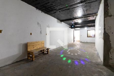 Sala da Casa 1 de casa à venda com 4 quartos, 150m² em Vila Santo Estefano, São Paulo