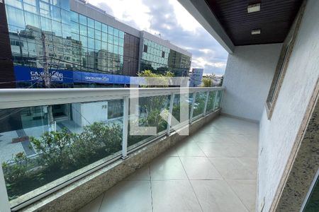 Varanda de casa para alugar com 3 quartos, 300m² em Parque Duque, Duque de Caxias