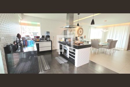 Casa de Condomínio para alugar com 4 quartos, 380m² em Condomínio Gran Royalle , Lagoa Santa