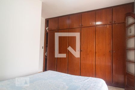 Casa à venda com 3 quartos, 172m² em Jardim Santa Emilia, São Paulo