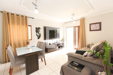 Casa à venda com 5 quartos, 450m² em Diamante, Belo Horizonte