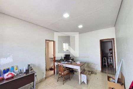 Escritório de casa à venda com 3 quartos, 280m² em Parque Jambeiro, Campinas