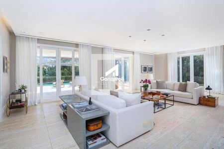 Casa à venda com 4 quartos, 1057m² em Cidade Jardim, São Paulo