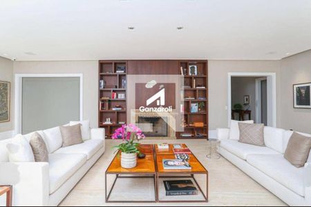 Casa à venda com 4 quartos, 1057m² em Cidade Jardim, São Paulo