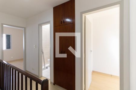 Corredor de casa para alugar com 2 quartos, 150m² em Jardim Santa Cruz (sacoma), São Paulo
