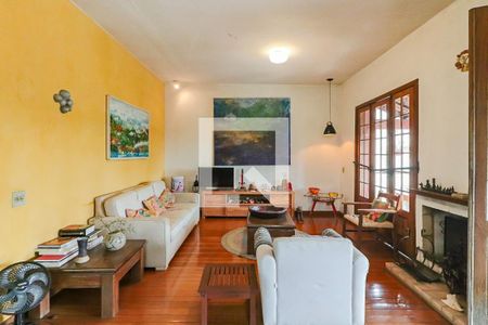 Sala de casa à venda com 4 quartos, 468m² em Vila Pirajussara, São Paulo