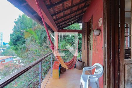 Varanda de casa à venda com 4 quartos, 468m² em Vila Pirajussara, São Paulo