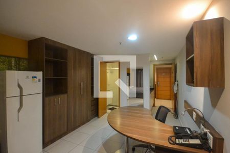 Quarto de kitnet/studio para alugar com 1 quarto, 33m² em Centro, Nova Iguaçu