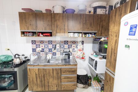 Cozinha de casa de condomínio à venda com 3 quartos, 99m² em Espírito Santo, Porto Alegre