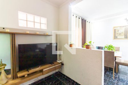 Sala de casa para alugar com 3 quartos, 200m² em Recanto das Rosas, Osasco