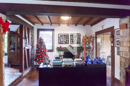 Casa de Condomínio à venda com 5 quartos, 300m² em Condomínio Retiro das Pedras, Brumadinho